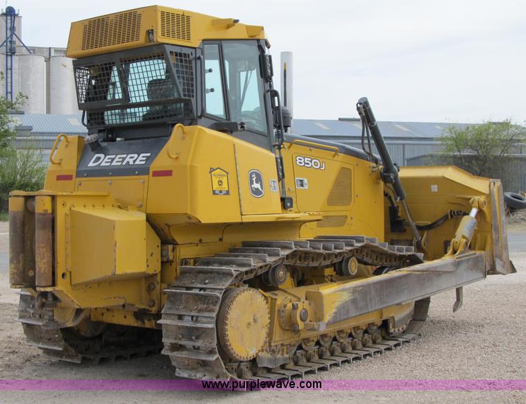 image for item 7010 2008 John Deere 850J dozer