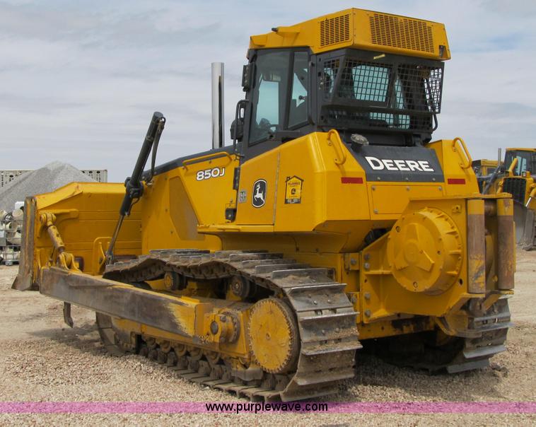 image for item 7010 2008 John Deere 850J dozer