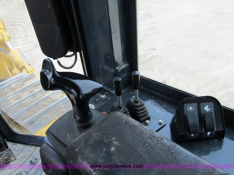 image for item 7010 2008 John Deere 850J dozer