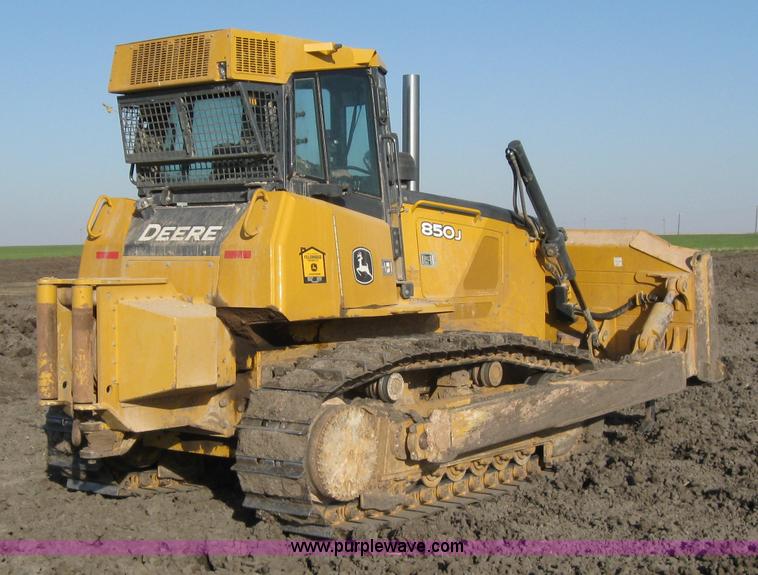image for item 7010 2008 John Deere 850J dozer