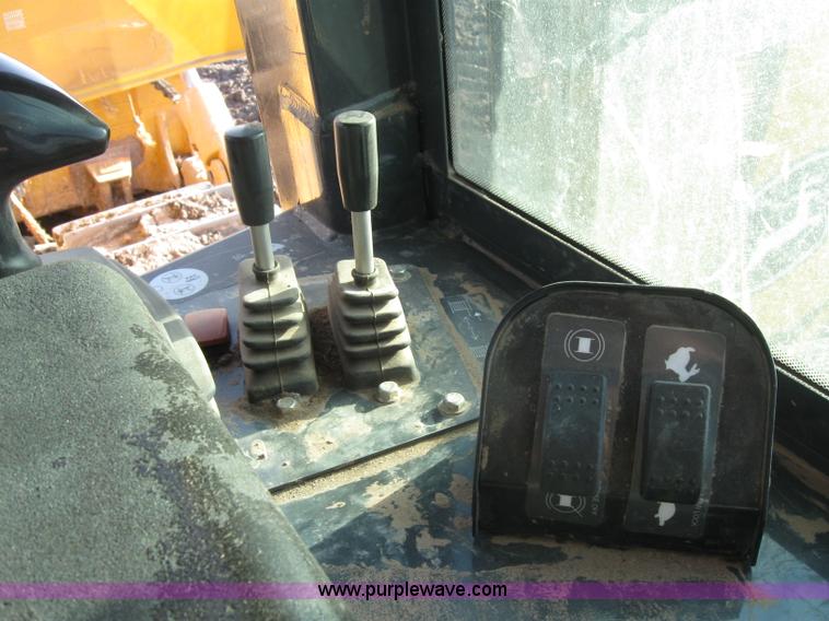 image for item 7010 2008 John Deere 850J dozer