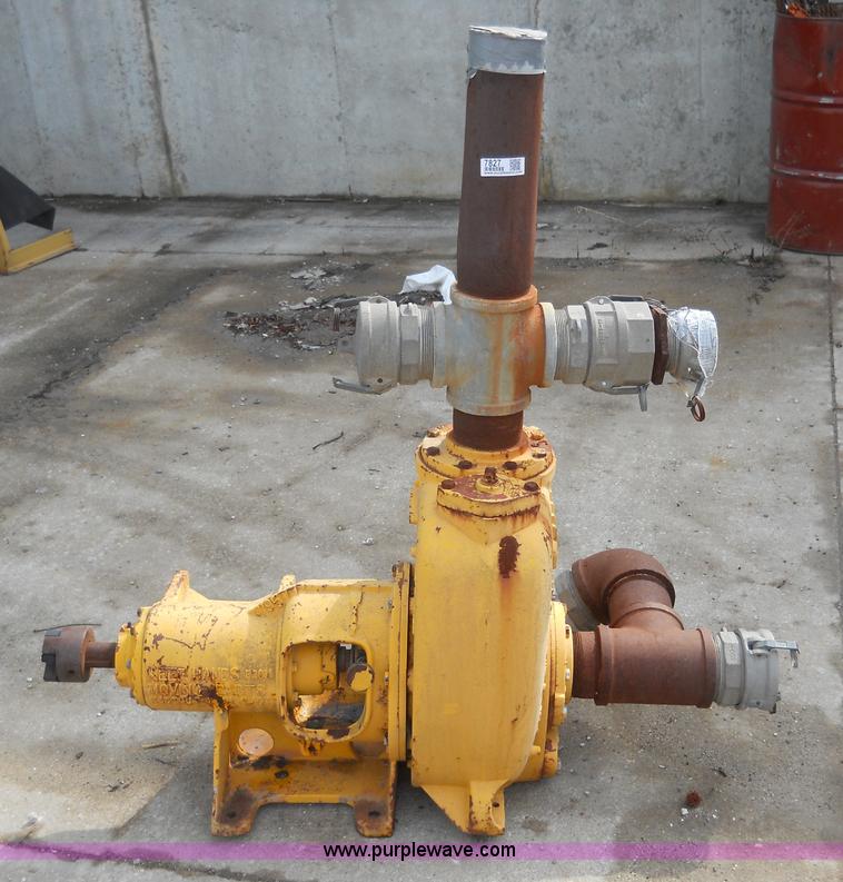 image for item 7827 Ohler twin prime water pump