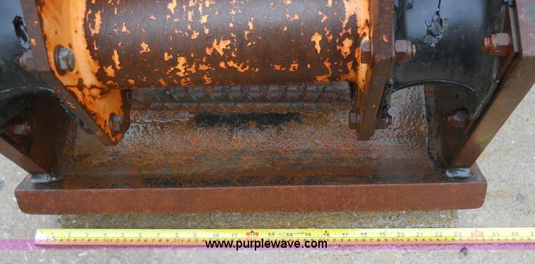 image for item 7828 Stanley hydraulic plate compactor