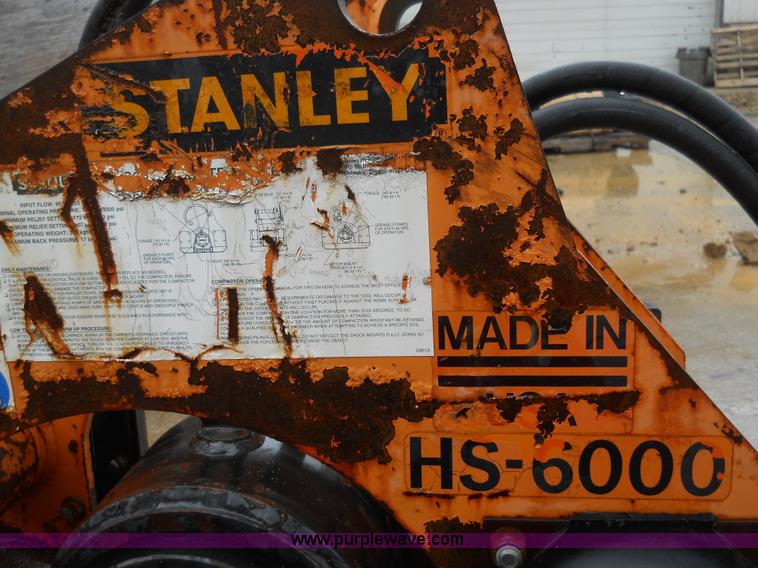 image for item 7828 Stanley hydraulic plate compactor