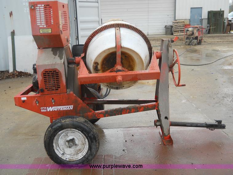 image for item 7829 Whiteman WC-62P cement mixer