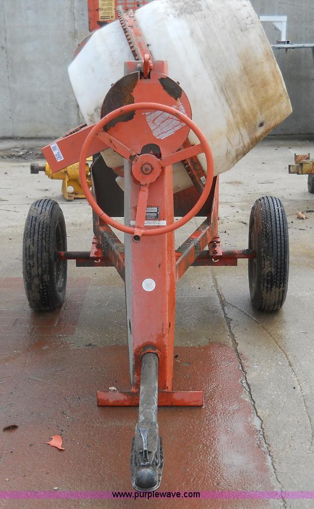 image for item 7829 Whiteman WC-62P cement mixer
