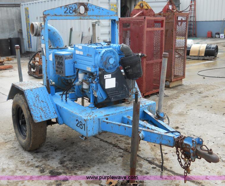 image for item 7830 Tsurumi water pump