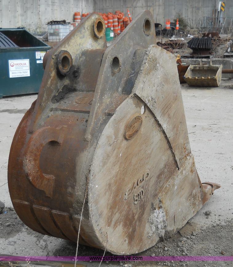 image for item 7831 ESCO bucket