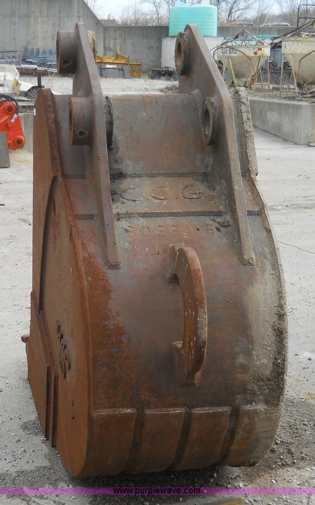 image for item 7831 ESCO bucket