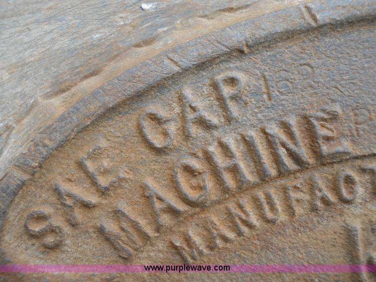 image for item 7831 ESCO bucket