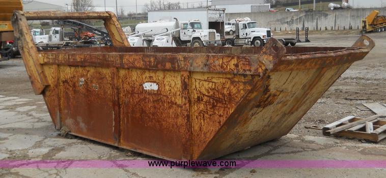 image for item 7833 Rock box