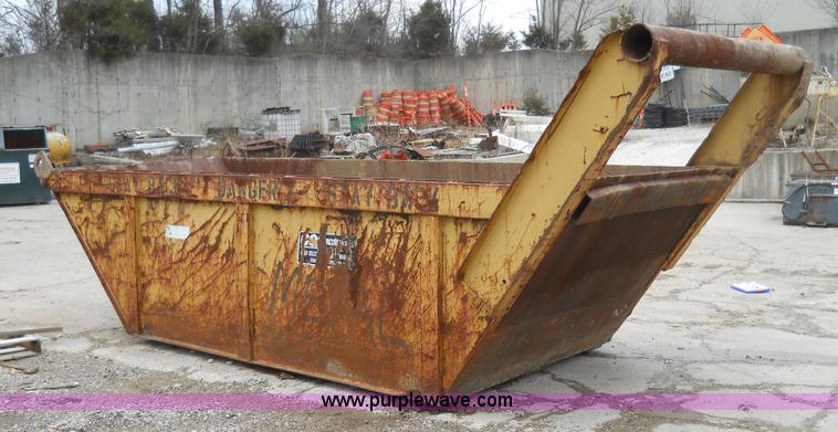 image for item 7833 Rock box