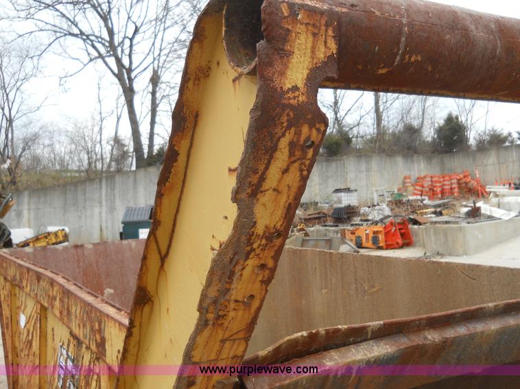 image for item 7833 Rock box