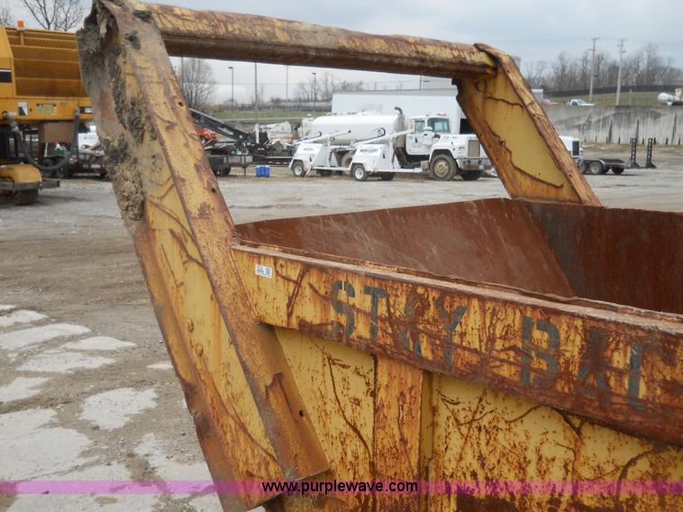 image for item 7833 Rock box