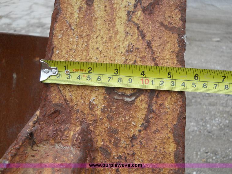 image for item 7833 Rock box