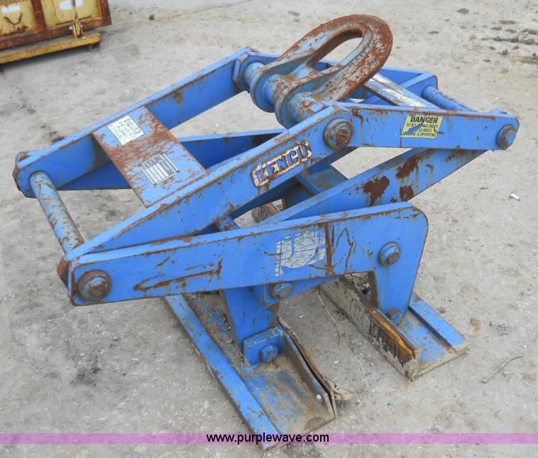 image for item 7835 Kenco Ken-lift concrete barrier lift