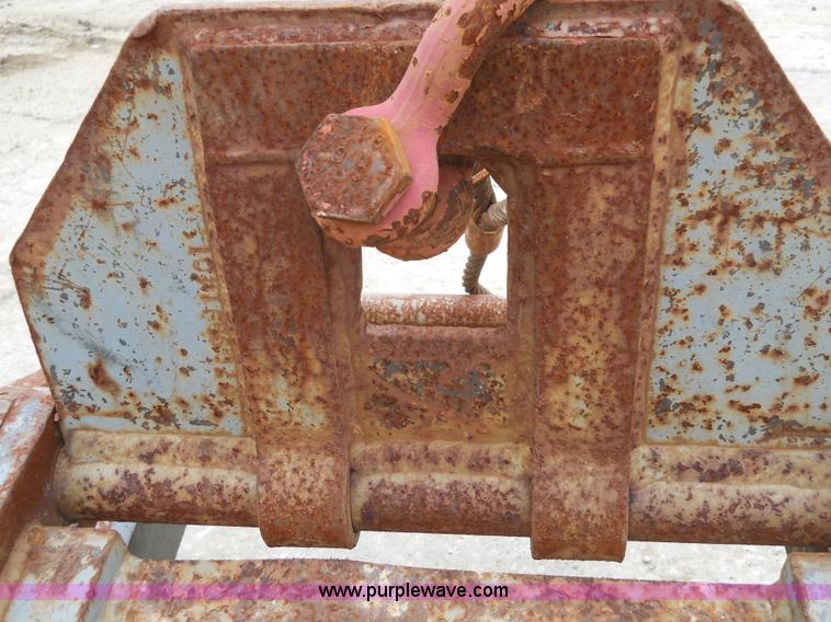 image for item 7836 Ken-lift