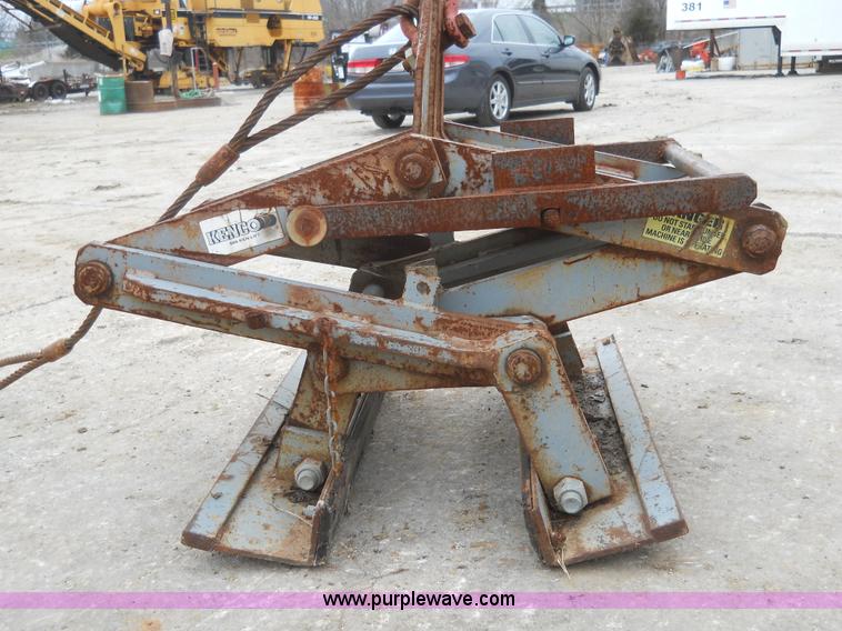 image for item 7836 Ken-lift