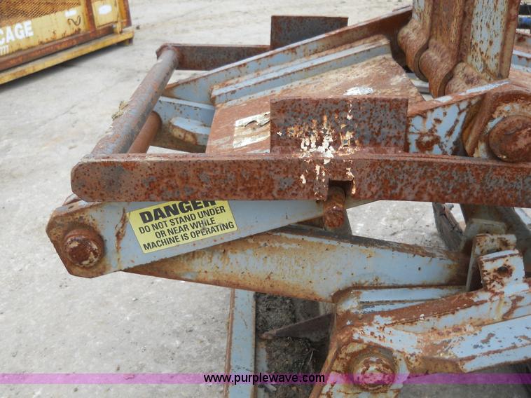 image for item 7836 Ken-lift