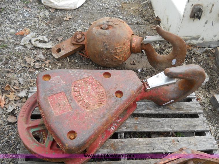 image for item 7838 Miller high lift crane block