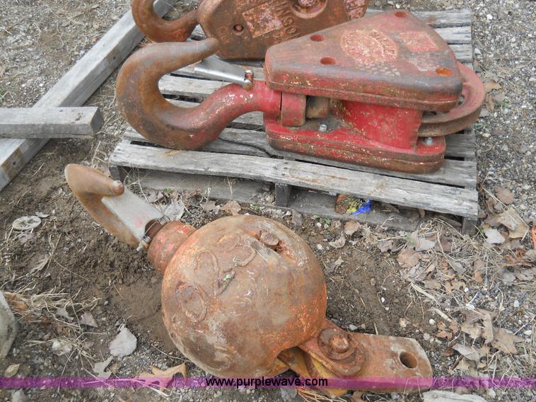 image for item 7838 Miller high lift crane block