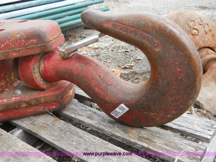 image for item 7838 Miller high lift crane block