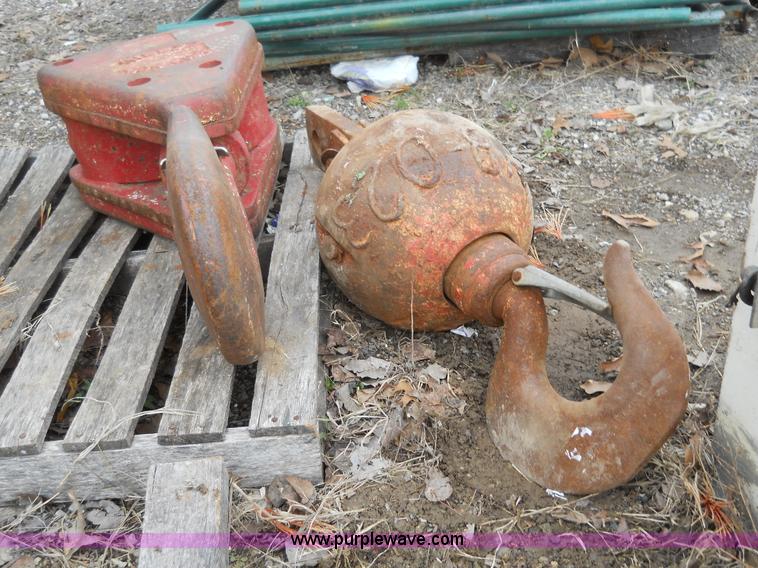 image for item 7838 Miller high lift crane block