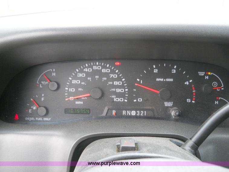 image for item 7847 2004 Ford F550 Super Duty SX truck