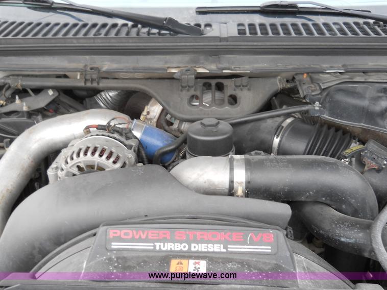 image for item 7847 2004 Ford F550 Super Duty SX truck