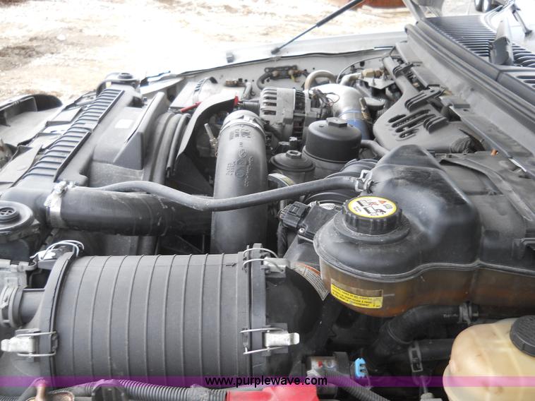 image for item 7847 2004 Ford F550 Super Duty SX truck