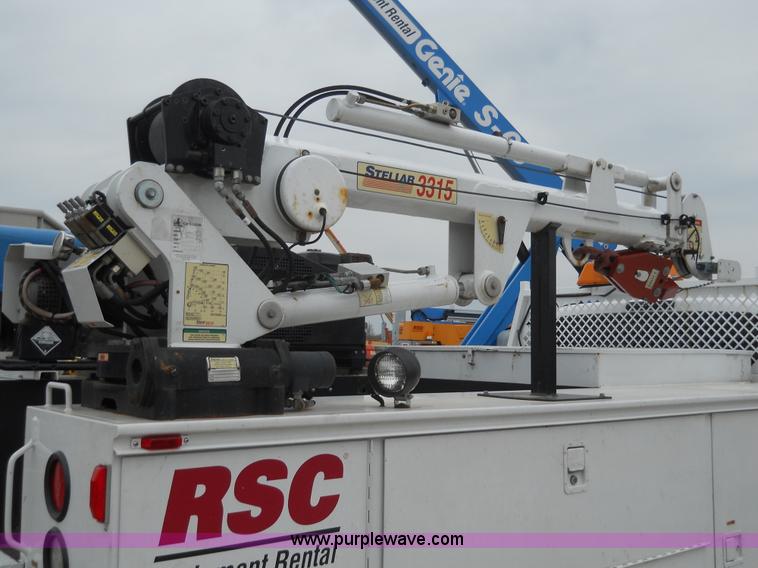 image for item 7847 2004 Ford F550 Super Duty SX truck