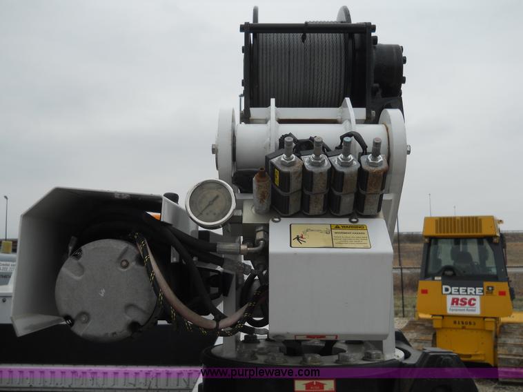 image for item 7847 2004 Ford F550 Super Duty SX truck