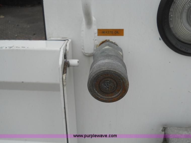 image for item 7847 2004 Ford F550 Super Duty SX truck