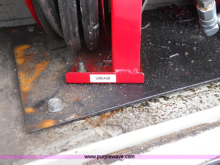 image for item 7847 2004 Ford F550 Super Duty SX truck