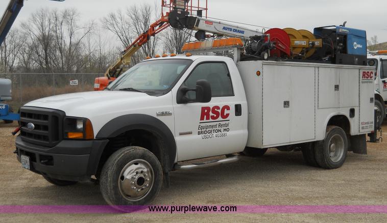 image for item 7848 2006 Ford F550 Super Duty XL truck
