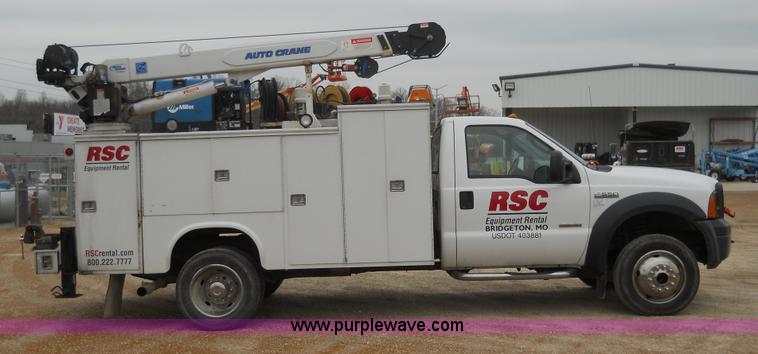 image for item 7848 2006 Ford F550 Super Duty XL truck