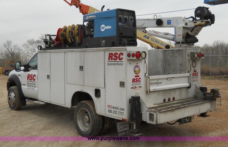 image for item 7848 2006 Ford F550 Super Duty XL truck