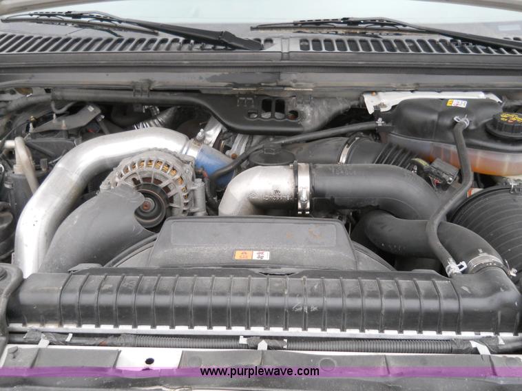 image for item 7848 2006 Ford F550 Super Duty XL truck