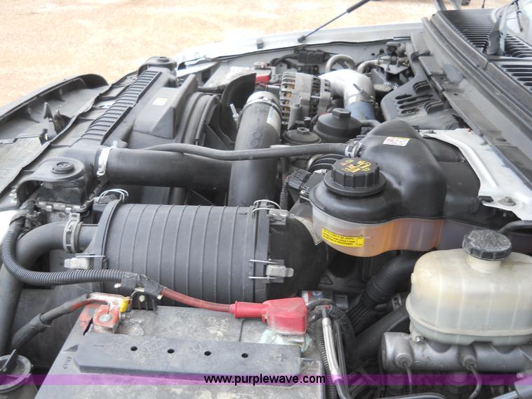 image for item 7848 2006 Ford F550 Super Duty XL truck