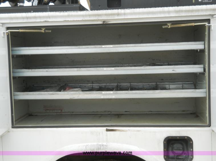 image for item 7848 2006 Ford F550 Super Duty XL truck