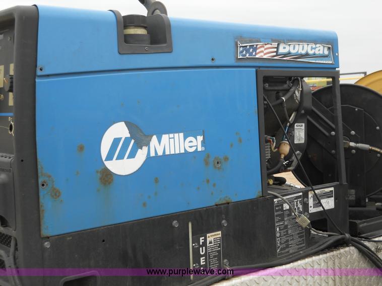 image for item 7848 2006 Ford F550 Super Duty XL truck