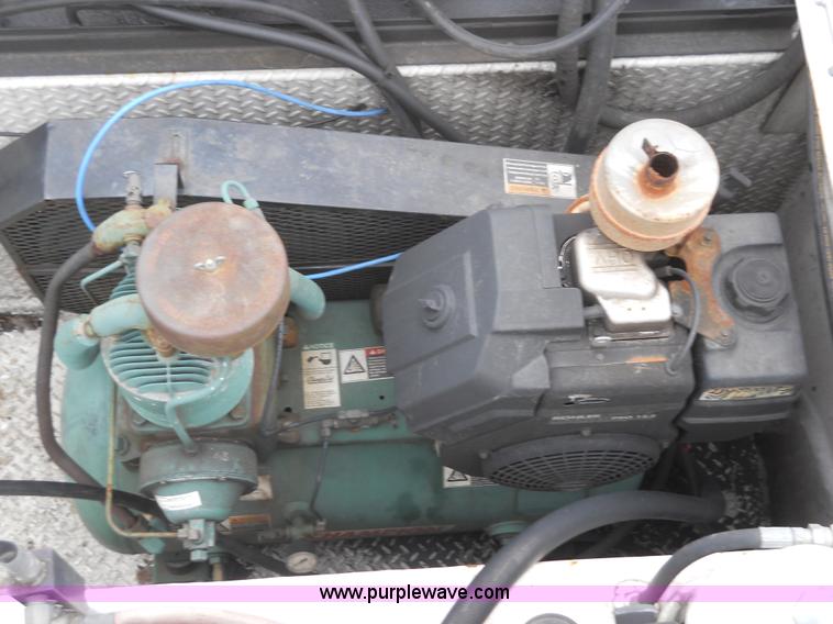 image for item 7848 2006 Ford F550 Super Duty XL truck