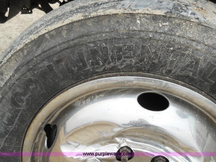 image for item 7848 2006 Ford F550 Super Duty XL truck