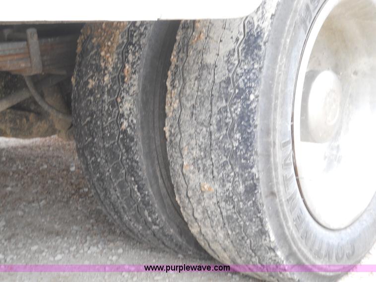 image for item 7848 2006 Ford F550 Super Duty XL truck