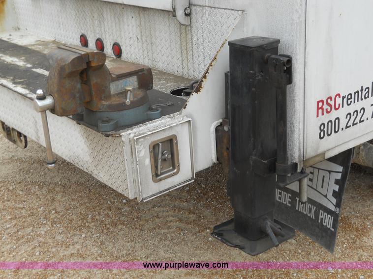 image for item 7848 2006 Ford F550 Super Duty XL truck