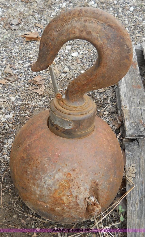 image for item 7849 DRH Johnson lift crane block