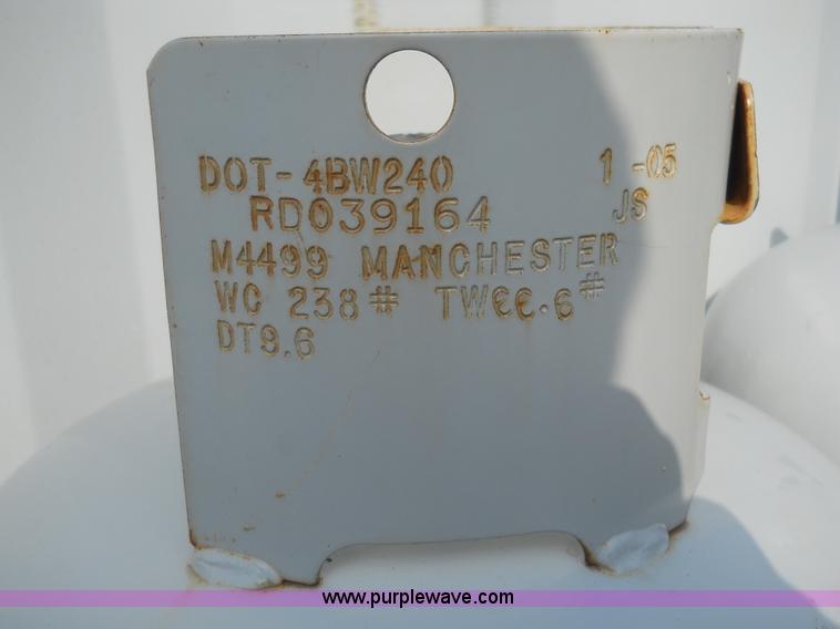 image for item 7853 (4) propane bottles