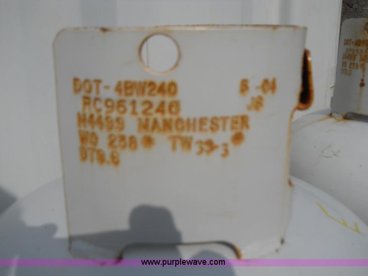 image for item 7853 (4) propane bottles