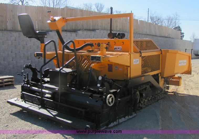 image for item 8447 Ingersoll Rand 650P asphalt paver