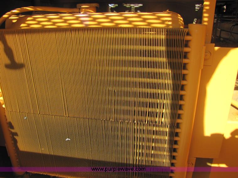 image for item 8447 Ingersoll Rand 650P asphalt paver